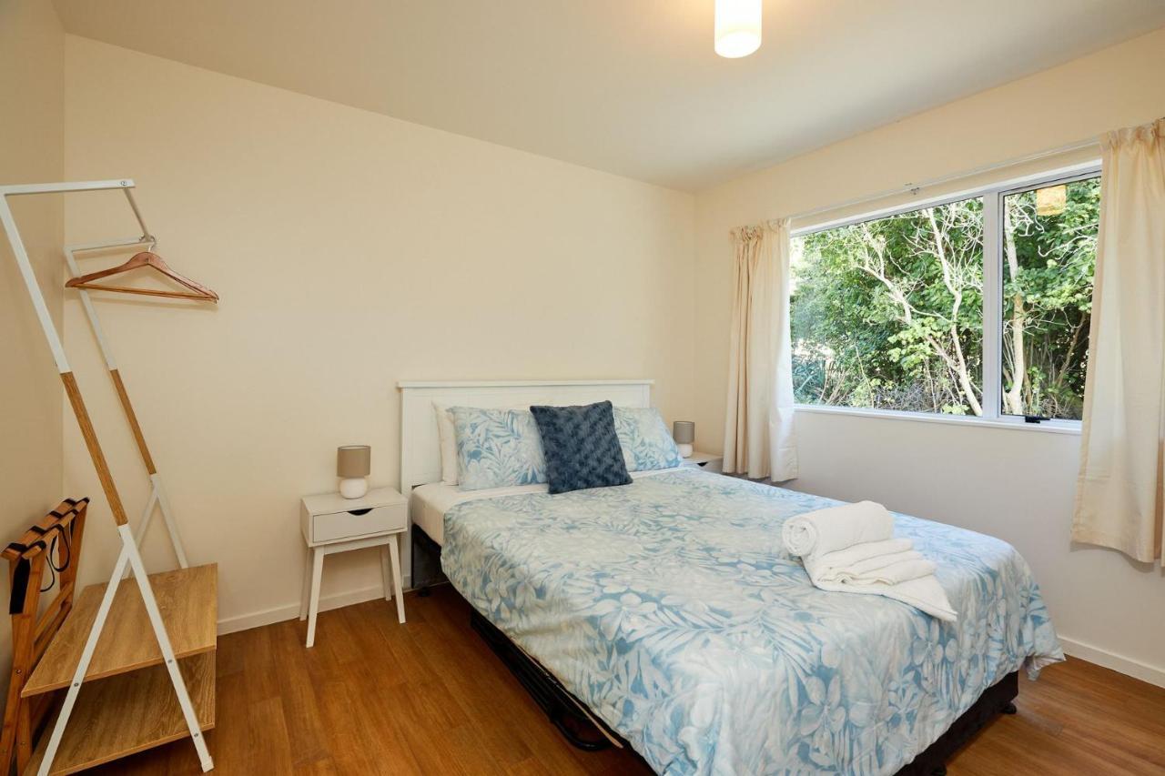 Beachfront Cottage Mangamaunu Kaikoura Bagian luar foto