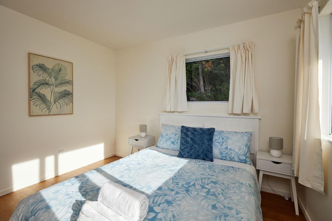 Beachfront Cottage Mangamaunu Kaikoura Bagian luar foto