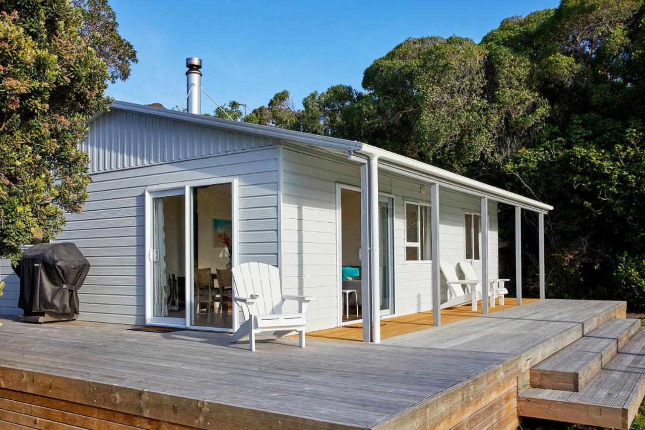 Beachfront Cottage Mangamaunu Kaikoura Bagian luar foto